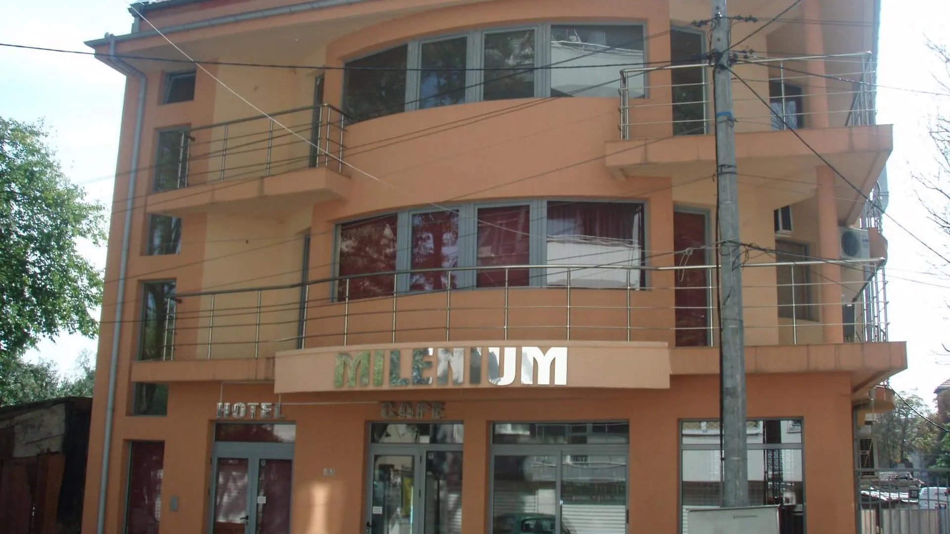 Hotel Milenium contacts
